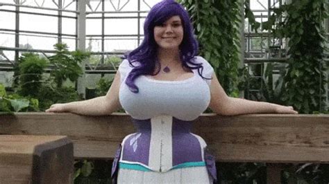 big boobs bouncing gif|Relevance Huge Tits Bouncing Gifs